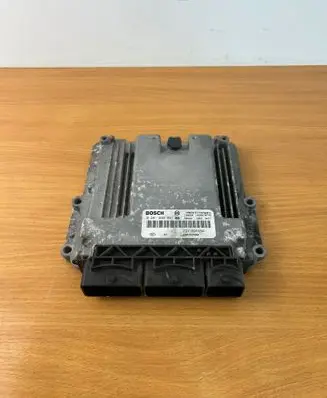 Renault Trafic III (X82) Engine control unit/module 0281030991 237103888R