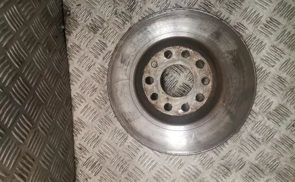 Volkswagen PASSAT B6 Front brake disc