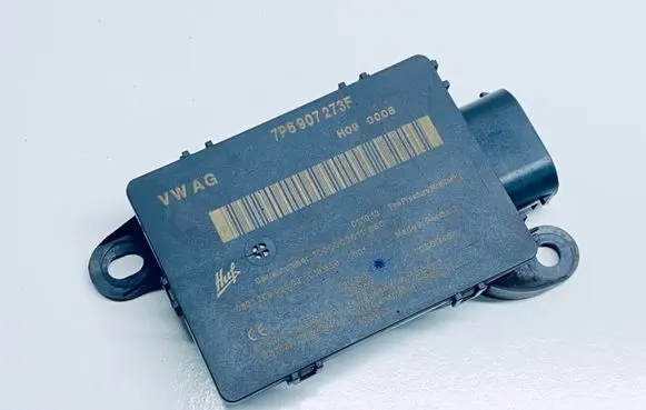 Volkswagen Touareg II Tire pressure control unit 7P6907273F