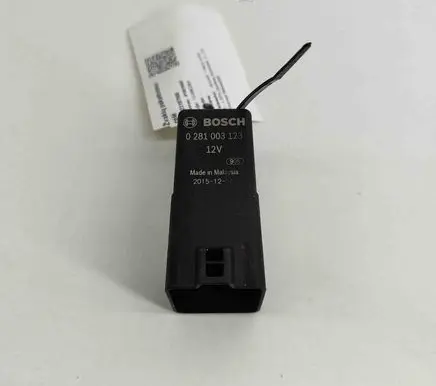 Jaguar F-Pace Glow plug pre-heat relay 0281003123 FX23189E2AC