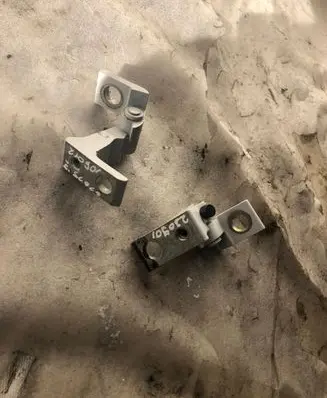 Skoda Scala Front door hinge set 8x4833405a