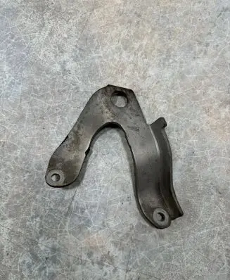 Volkswagen Golf V Engine mounting bracket 06F103390A BAH05718