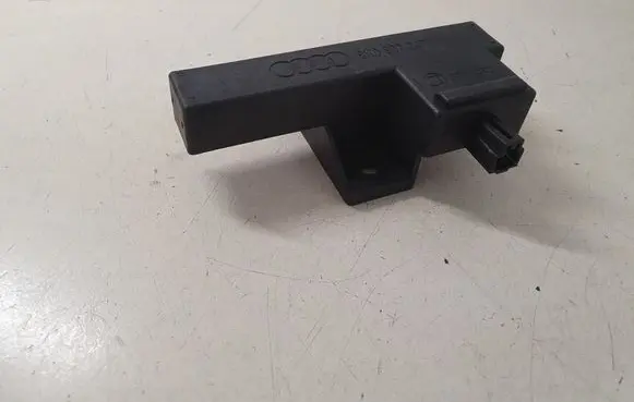 Audi A8 S8 D4 4H Keyless (KESSY) go control unit/module 8K0907247
