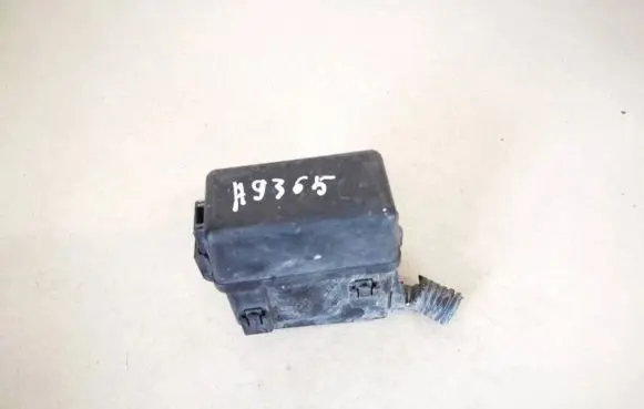 Toyota Yaris Fuse box set 7162xa2
