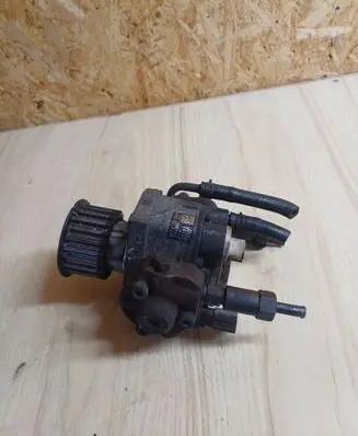 Mazda 6 Fuel injection high pressure pump RF7J13800A