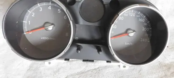 Nissan Qashqai Speedometer (instrument cluster) JD02B