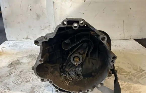 Manual 6 speed gearbox