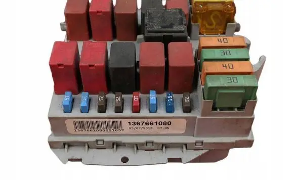 Fiat Ducato Fuse module 1367661080