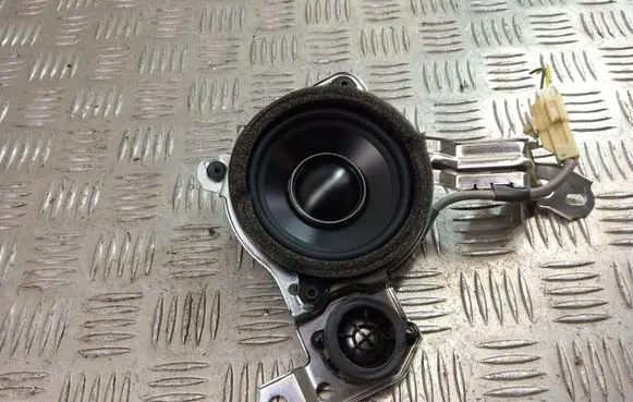 Lexus LS 460 - 600H Parcel shelf speaker 861600WJ20