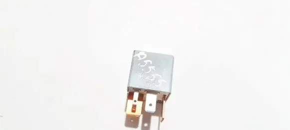 Skoda Fabia Mk1 (6Y) Other relay 191906383c 22204004