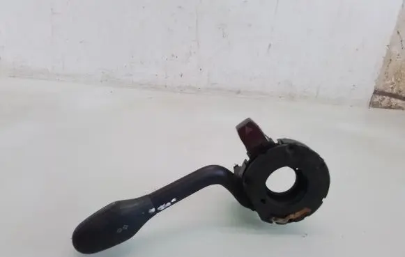 Volkswagen Golf V Indicator stalk