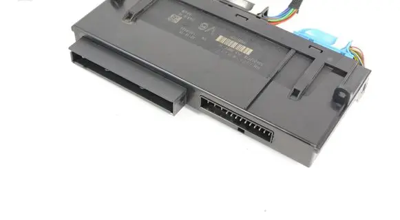 Mercedes-Benz Sprinter W906 Central body control module 9181282 3258018534