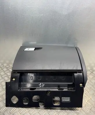 Audi A7 S7 4G Glove box 4G1880302 K02450019 31072012