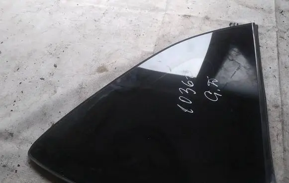 Honda FR-V Rear side window as3