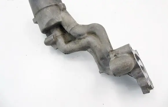 Suzuki XL7 I Oil filter mounting bracket 12591607