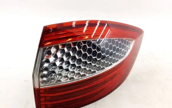 Ford Mondeo MK IV Rear/tail lights 7S71-13404-B