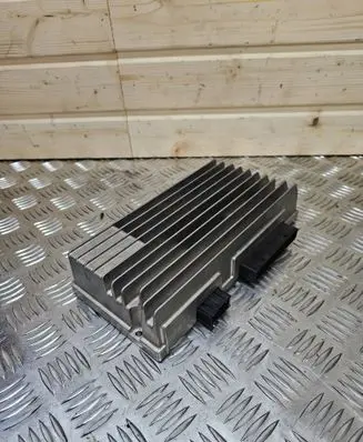 Audi A4 S4 B8 8K Sound amplifier 8T0035223S 8T0035223B