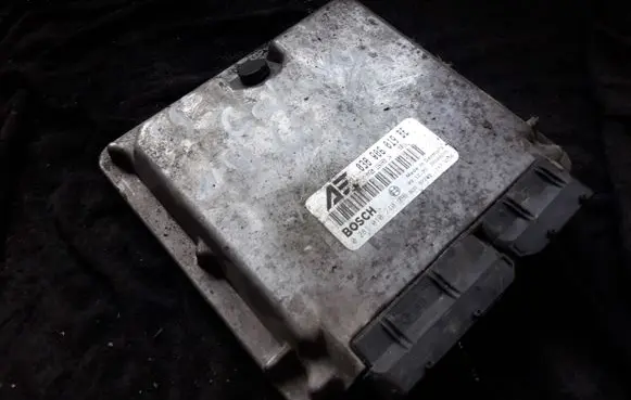 Ford Galaxy Engine control unit/module 0281010240