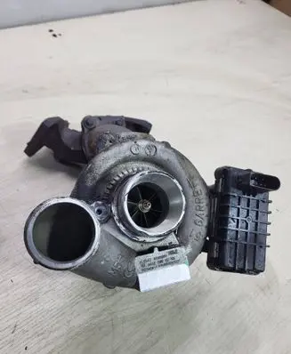 Mercedes-Benz CLS C219 Turbo A6420900280 7576081