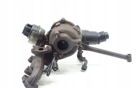 Audi A4 S4 B8 8K Turbo 03L145702D