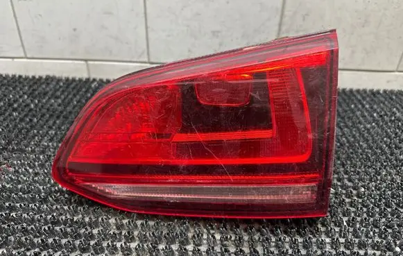 Volkswagen Golf VII Tailgate rear/tail lights 90056148