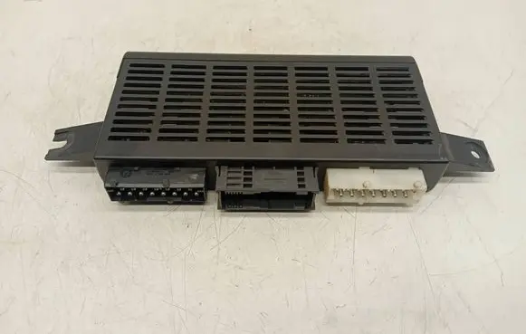 BMW 5 E39 Light module LCM 6908466 024756 086946055