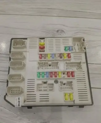 Renault Megane III BSM Control unit 284B65125R