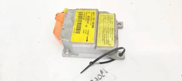 Mitsubishi Carisma Airbag control unit/module MR913791 0285001290