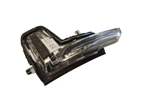 Volvo XC90 Mirror indicator light 31385685