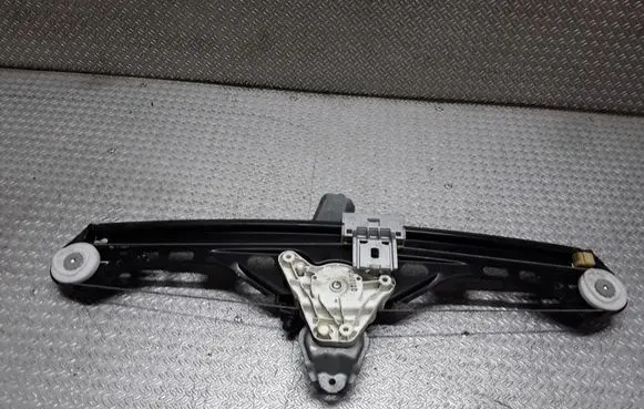 Mercedes-Benz C W203 Rear door window regulator with motor 2038202942