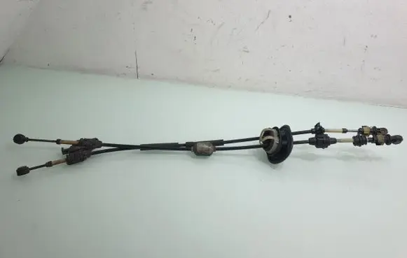 Peugeot 2008 I Gear shift cable linkage 