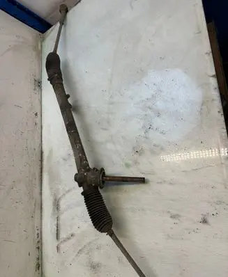 Renault Clio III Steering rack 3424