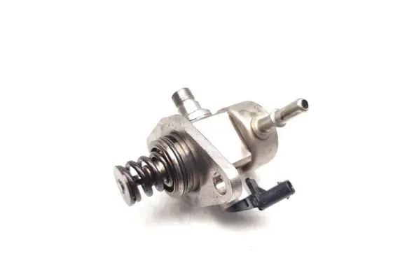 Peugeot Partner Fuel injection high pressure pump 9807550080