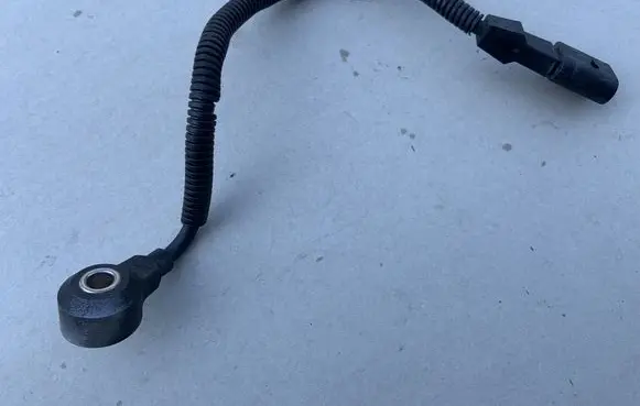 Audi A7 S7 4G Detonation knock sensor 079905377E