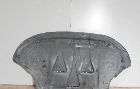 Audi A6 Allroad C5 Engine splash shield/under tray 