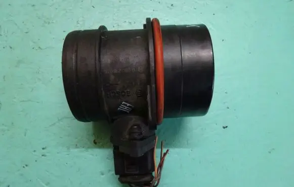 Jeep Patriot Mass air flow meter 028021803G