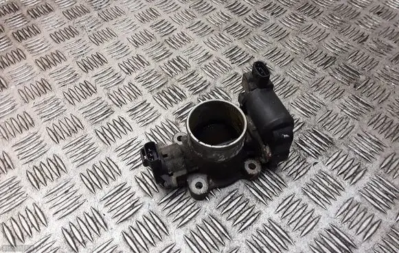 Toyota Avensis T250 Throttle valve 1923002010