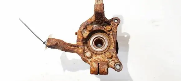 Mitsubishi Endeavor Front wheel hub 
