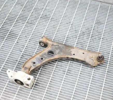 Volkswagen Golf VI Front lower control arm/wishbone 1K0199232J