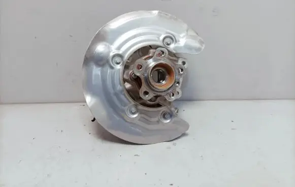 BMW X4 G02 Rear wheel hub 6879749