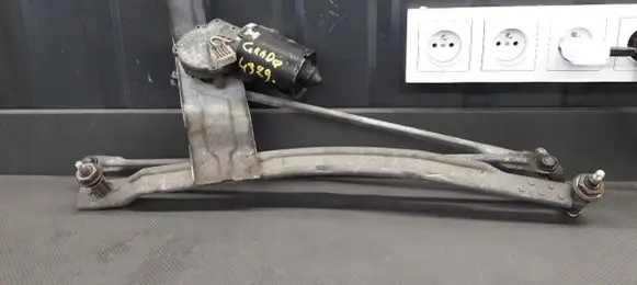 Volkswagen Corrado Front wiper linkage 535955113A