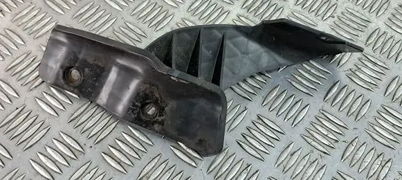 Citroen C4 Cactus Fender mounting bracket 9805295880