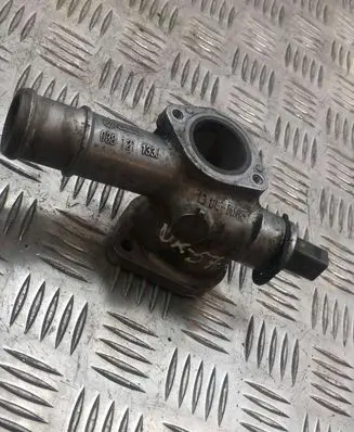 Ford Galaxy Engine coolant pipe/hose 038121133J