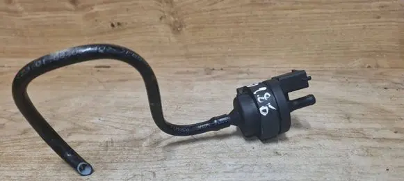 Volvo V50 Vacuum valve 