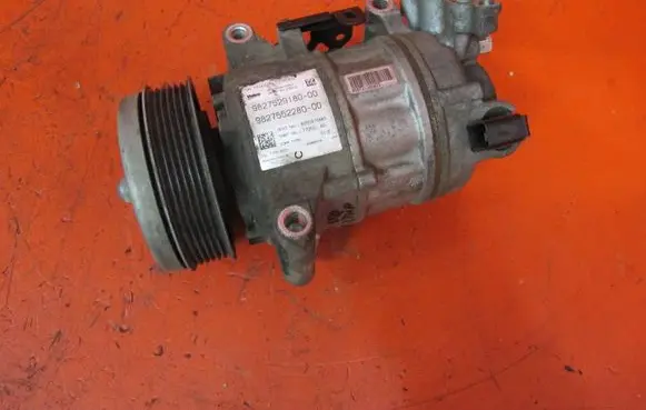 Citroen C4 II Picasso Air conditioning (A/C) compressor (pump) 9827529180