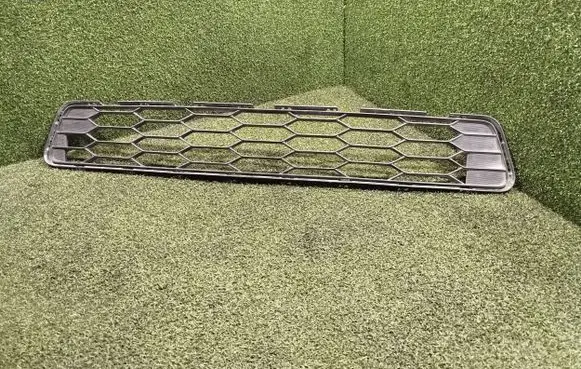 Subaru Outback (BT) Front bumper lower grill 57731AN150 57731AN