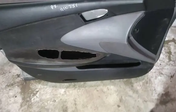 Nissan Primera Front door card panel trim