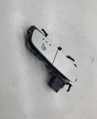Mercedes-Benz E W213 Seat heating switch A2139050204 13852248 SW133101