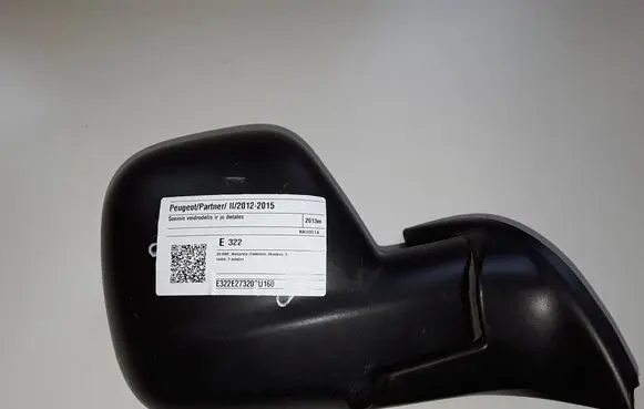 Peugeot Partner Front door electric wing mirror 