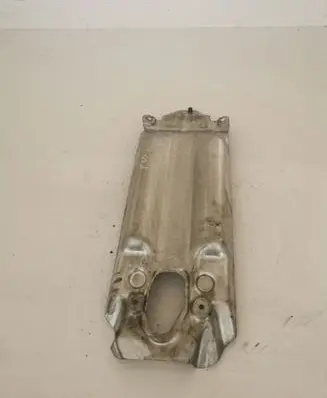 BMW 5 F10 F11 Heat shield in engine bay 7577001